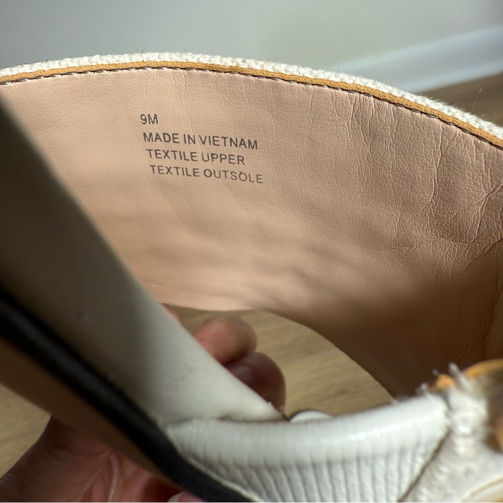 Talbots Keri Shell Embellished Slides Sandals Wom… - image 6